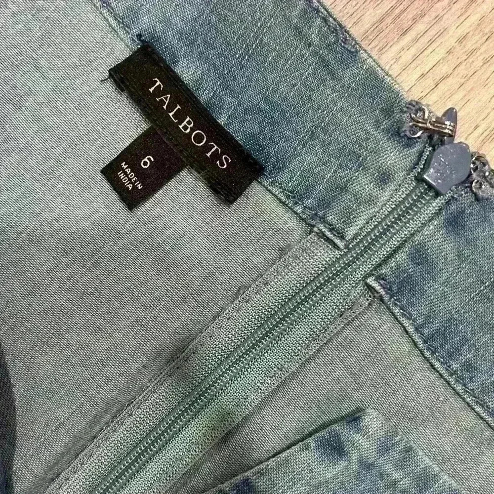 Talbots Women’s Blue Jean Cotton Denim 3/4 Sleeve Scallop Shift Dress Size 6 - Picture 2 of 8